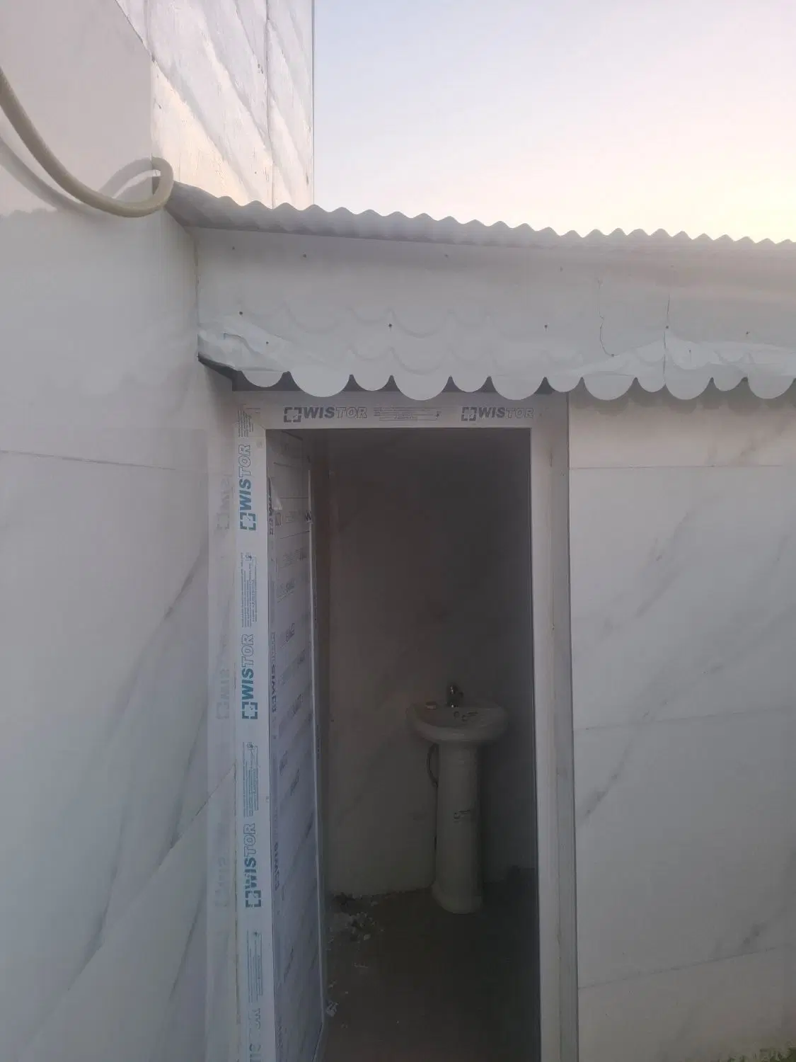 اجاره مغازه ۱۰۰متری،روبه روی CNG خمام