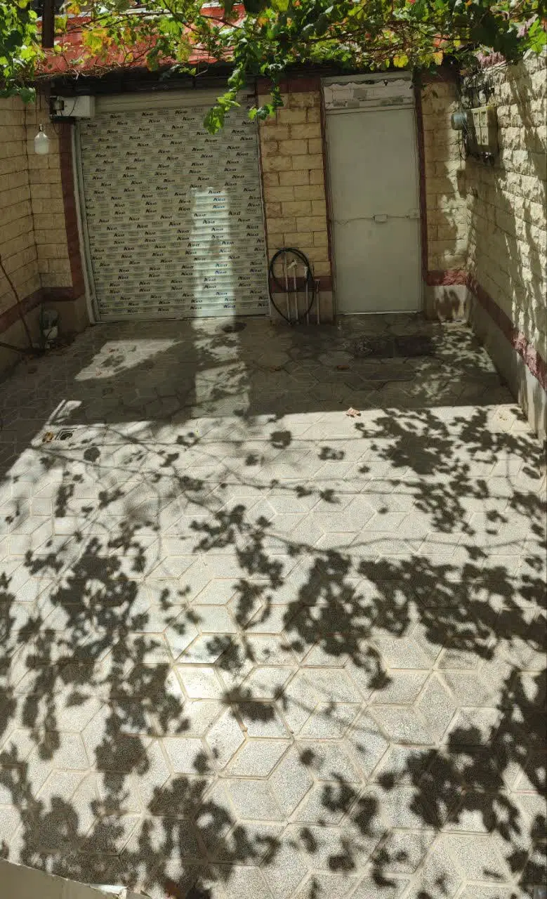 زمین ۱۲۵ متری قولنامه