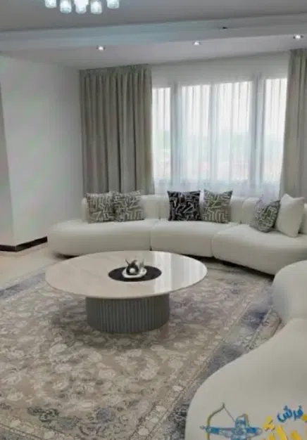 هم خانه خانم رهن واجاره