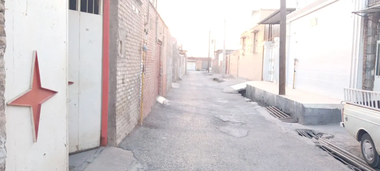 منزل مسکونی ۲۵۰ متری