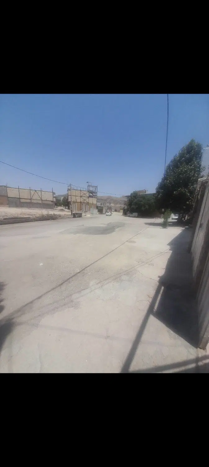 منزا ویلایی دو طبقه زیر بنا دویست متر  نگارستان