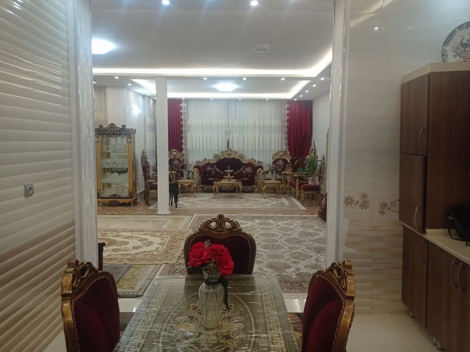 خانه ویلایی 300متری معاوضه با اصفهان