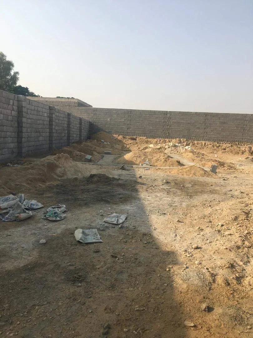زمین 600متری