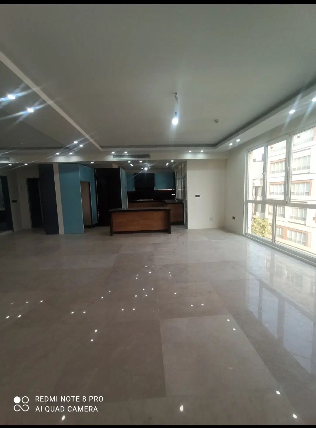 ۱۷۲ متر۳خوابه نوساز،تکواحدی فول امکانات