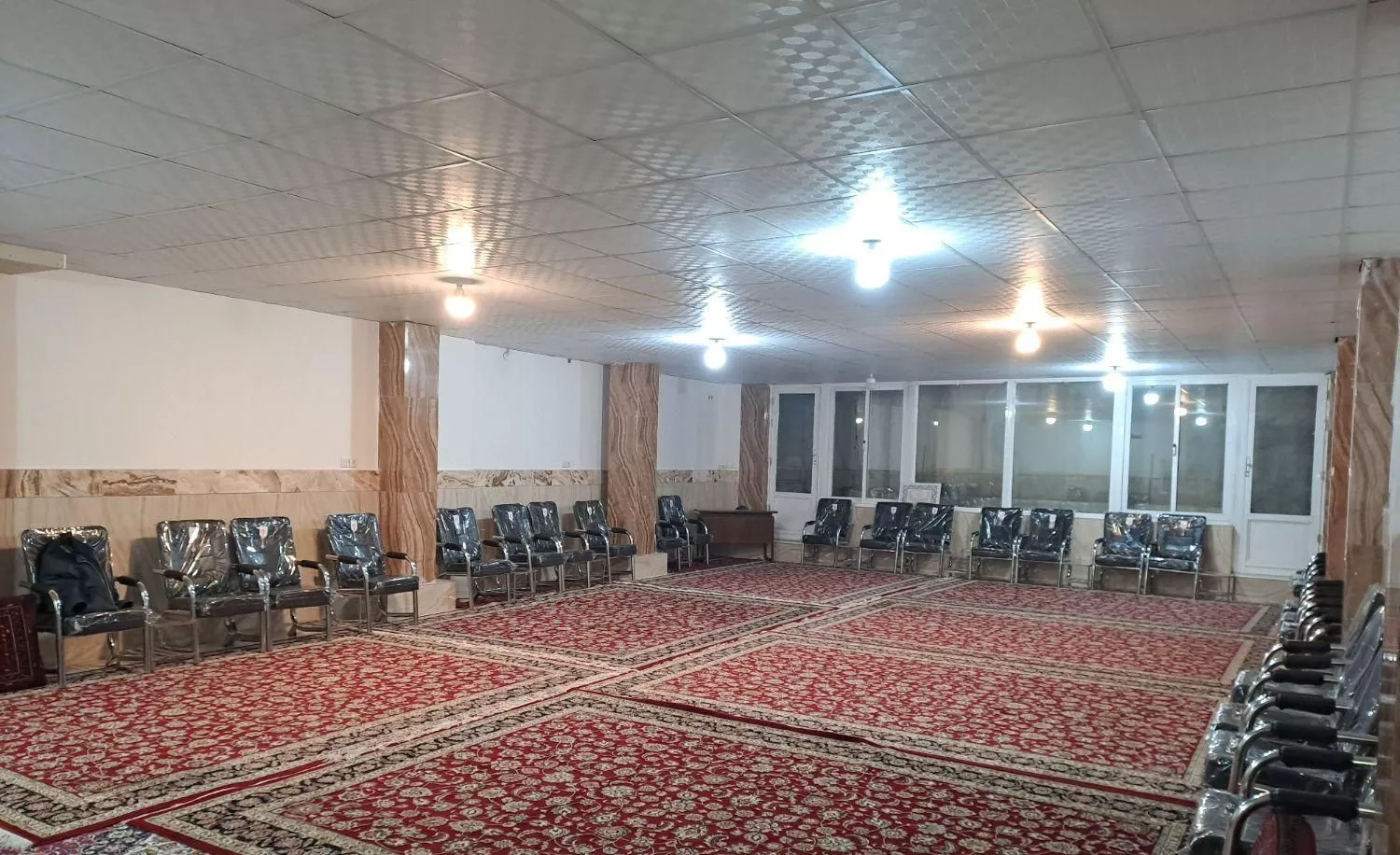 اجاره روزانه_هفتگی همکف ۱۷۰ متر در امام رضا