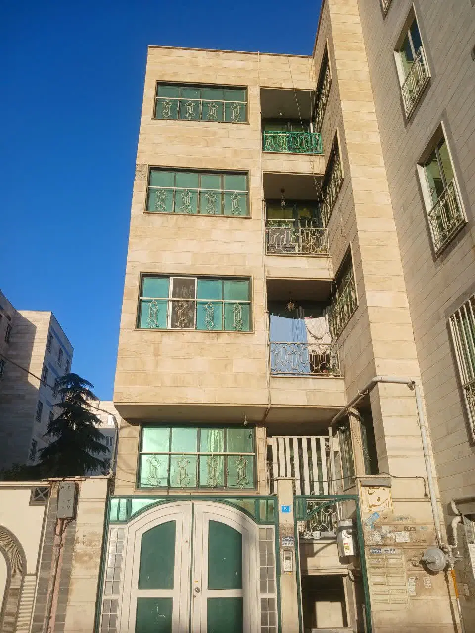 آپارتمان ۷۴ متری ۲۲متری محسنی نواب   ۲ خواب
