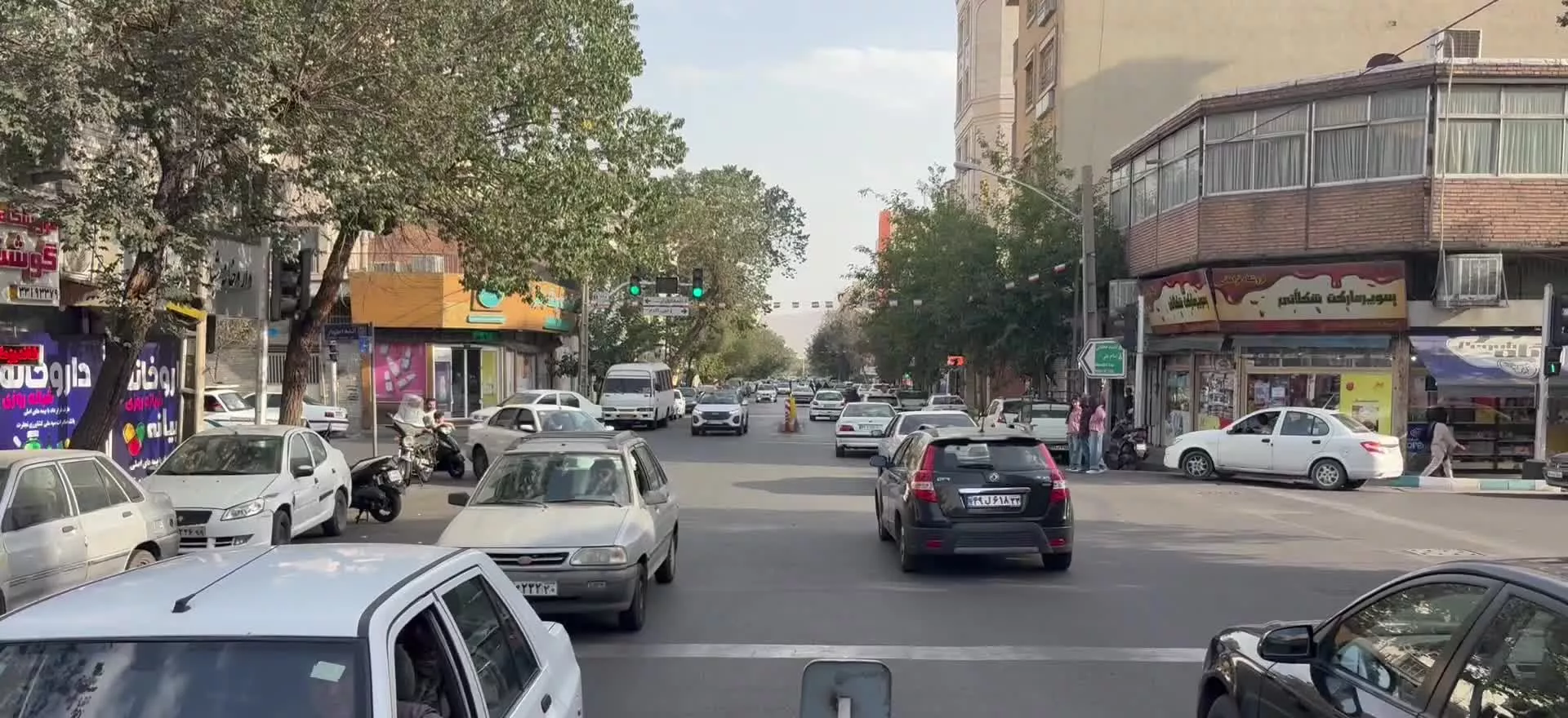 ۱۷۰متر تجاری چهارراه کوکا خ نبرد(اجاره به بانک ها)