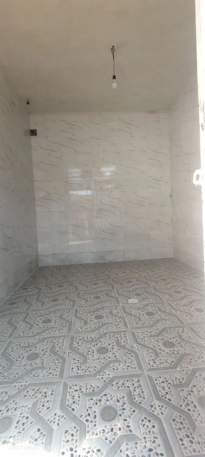 مغازه ۱۸ متری
