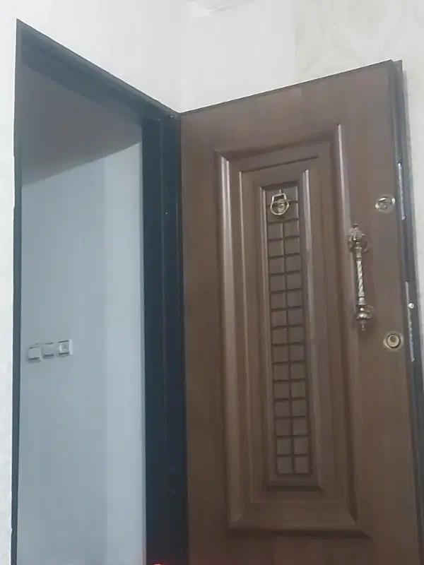 خانه و مغازه ۱۴۰متری