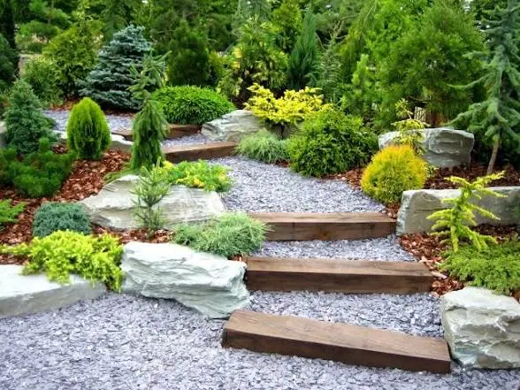 زمین ۳۰۰ متری کنج کوه  ویلایی ۳ نبش