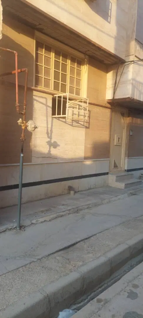 رهن و اجاره آپارتمان خیابان امینی پنجم