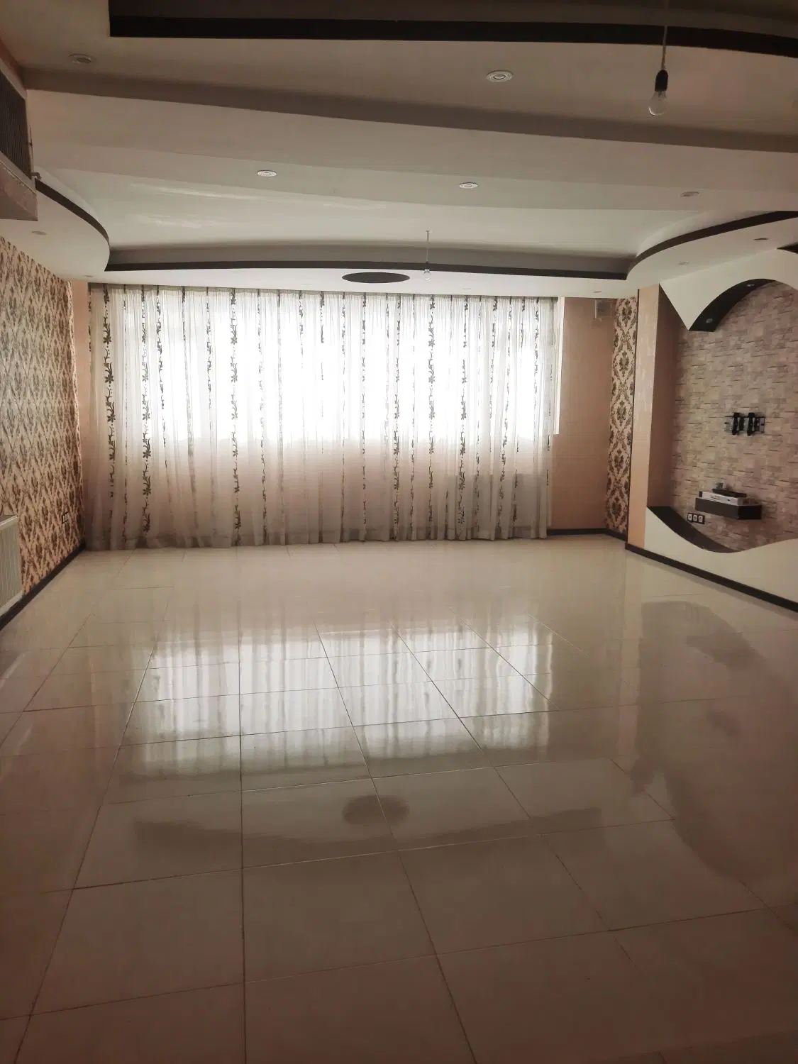 رهن و اجاره آپارتمان ۱۵۷ متری