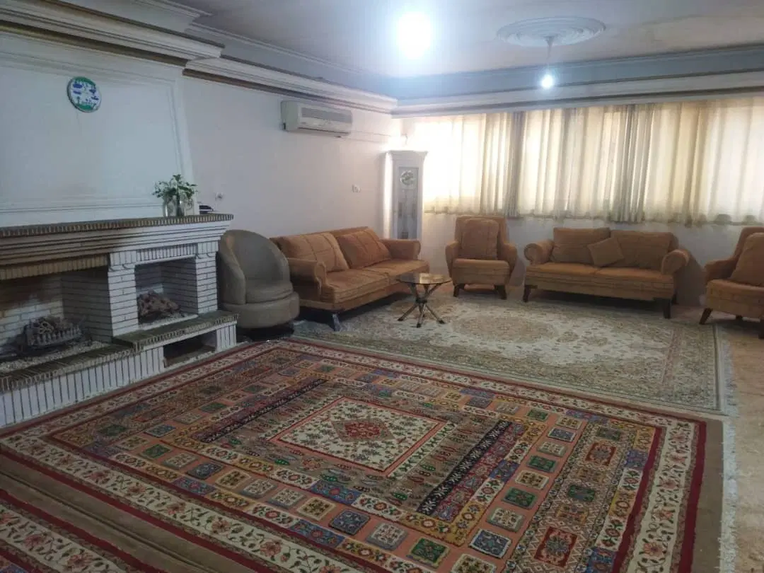 منزل فروشی ۲۳۰ متر