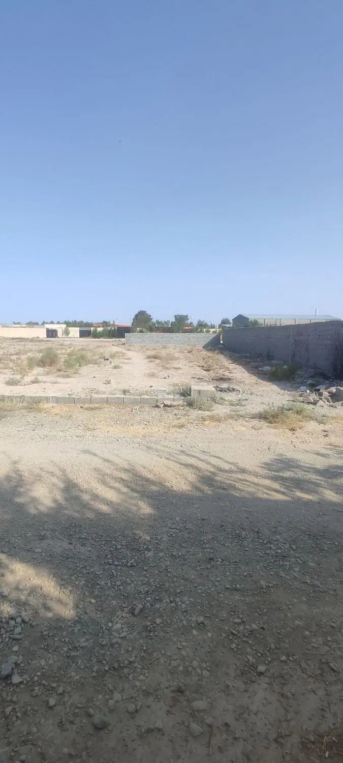 زمین فروشی