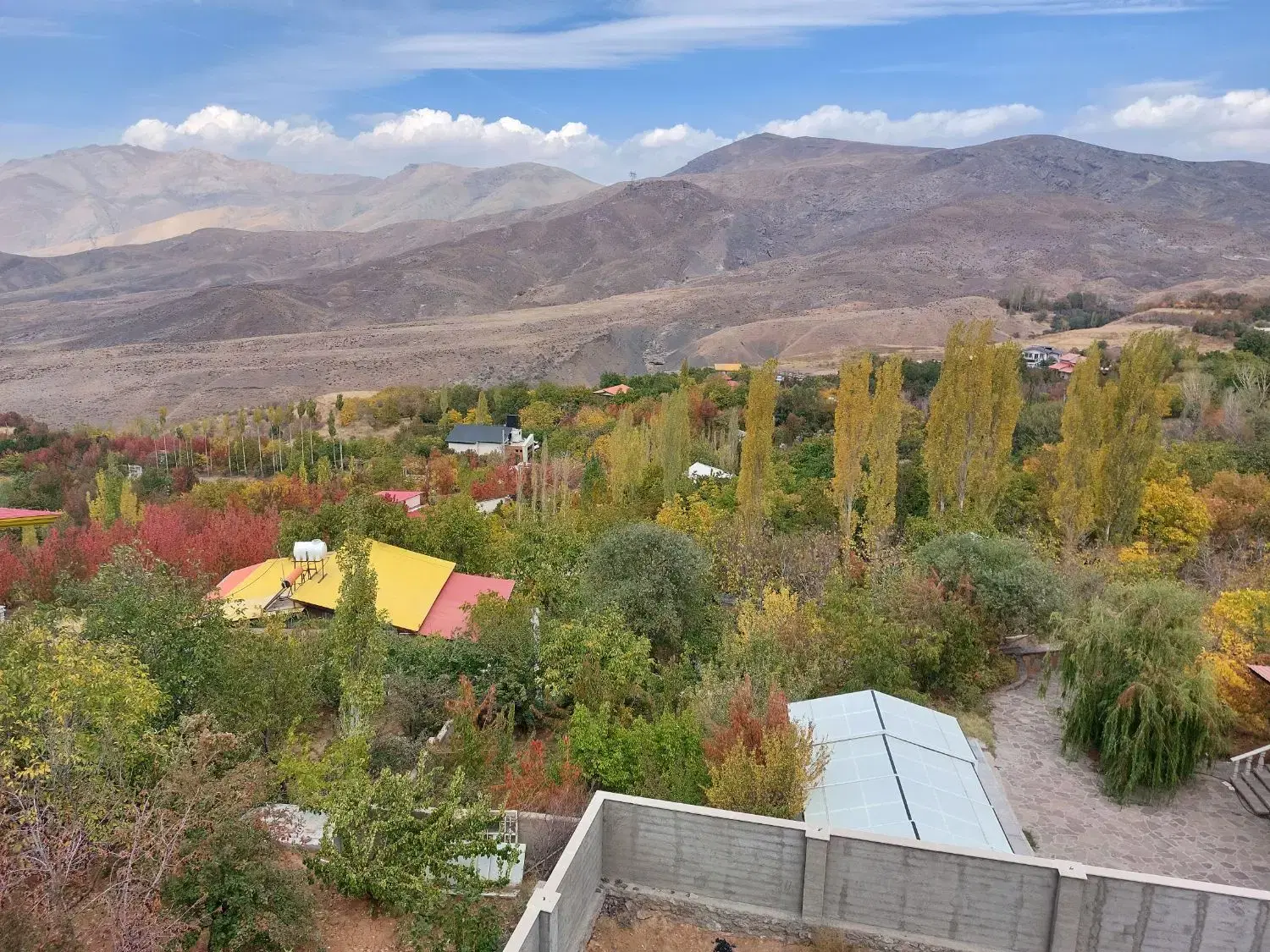 ۳۰۰ متر زمین دارای مجوز ساخت ویو ابدی ابراهیم اباد