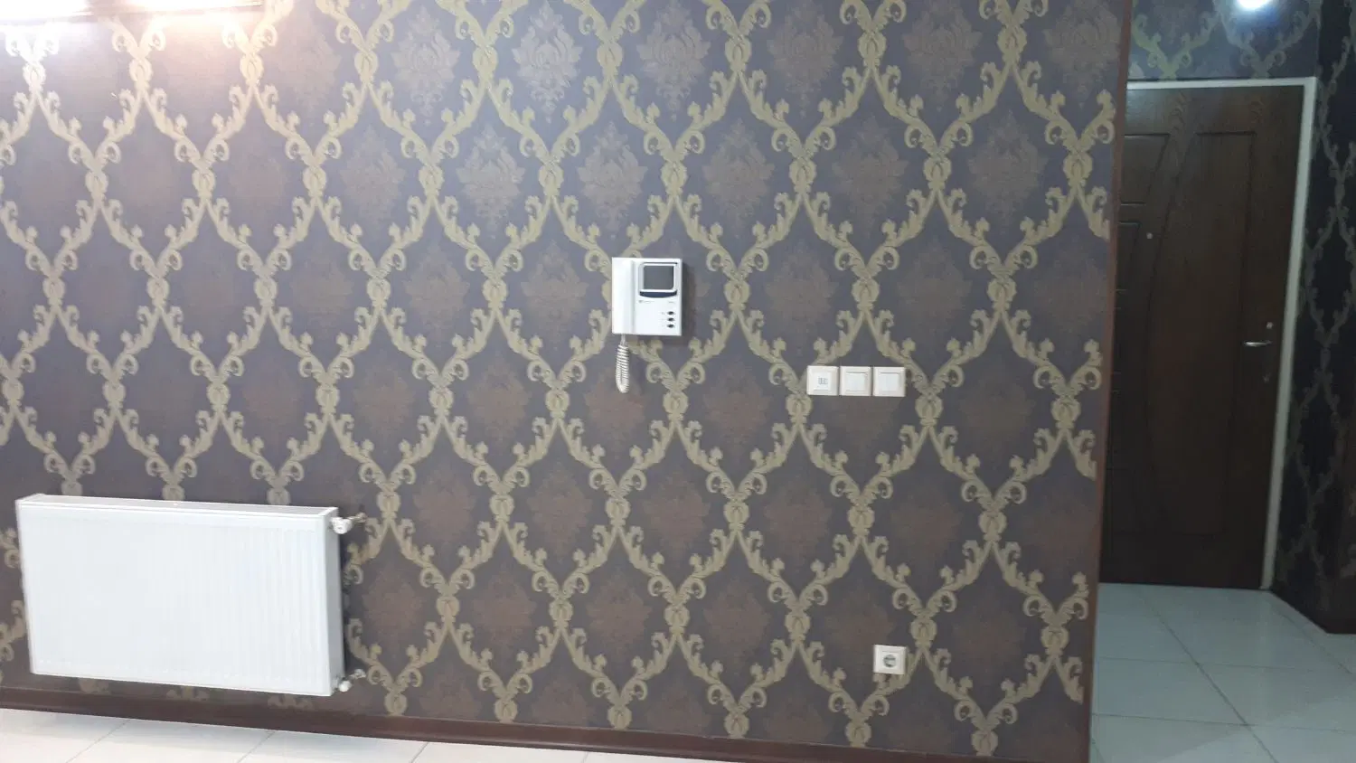 دفتر کار ۵۲ متر اداری بر خیابان باهنر