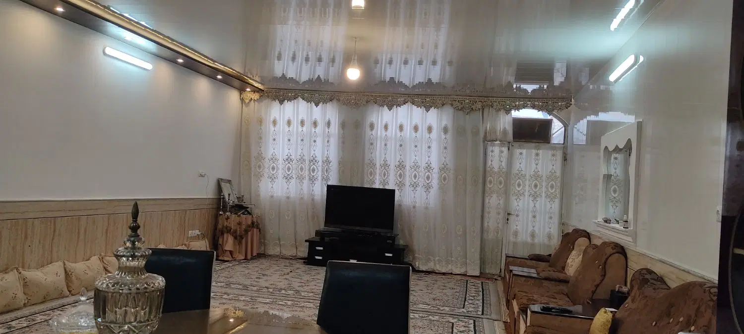 رهن و اجاره منزل دوطبقه مناسب دو خانواده سفیدشهر