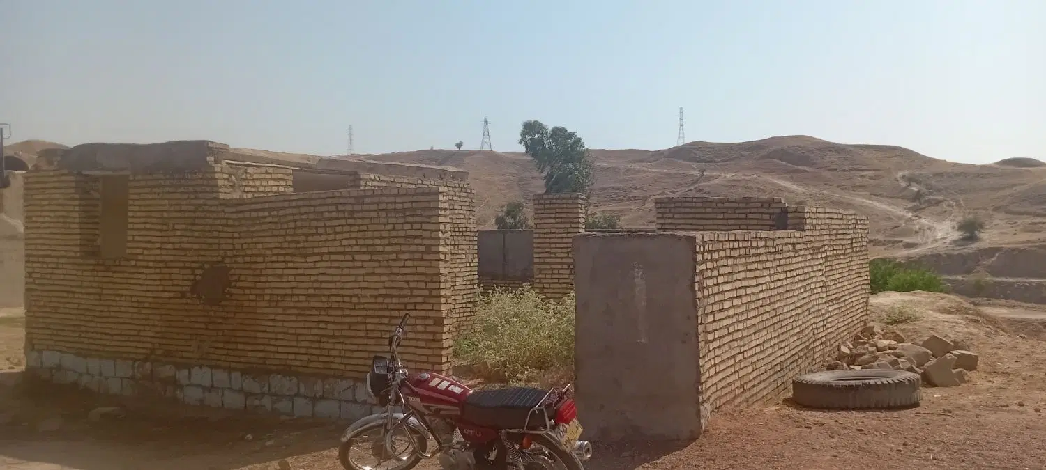 خونه نیمه کاره