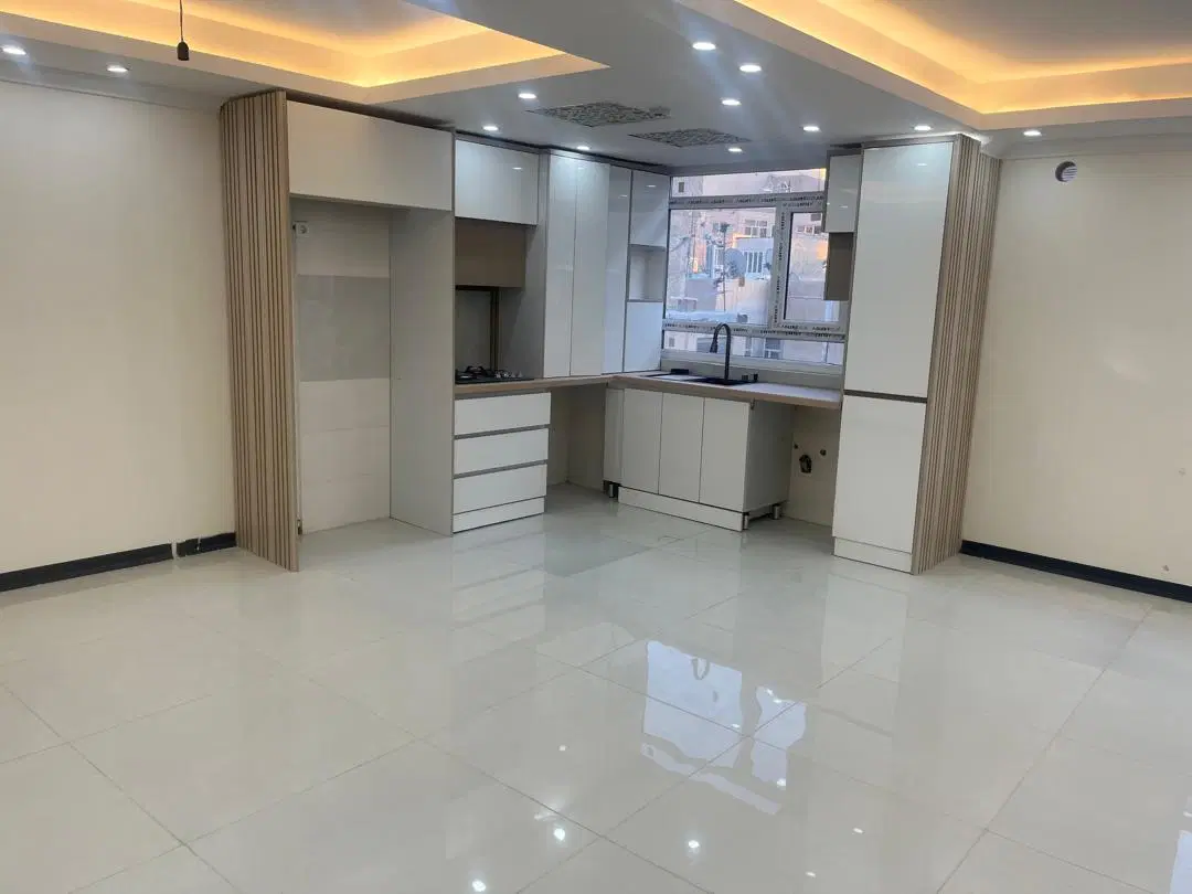 63متری دو خواب پارکینگ اختصاصی