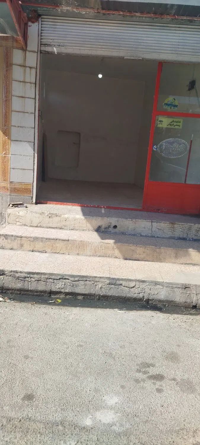 مغازه در حافظ جنوبی
