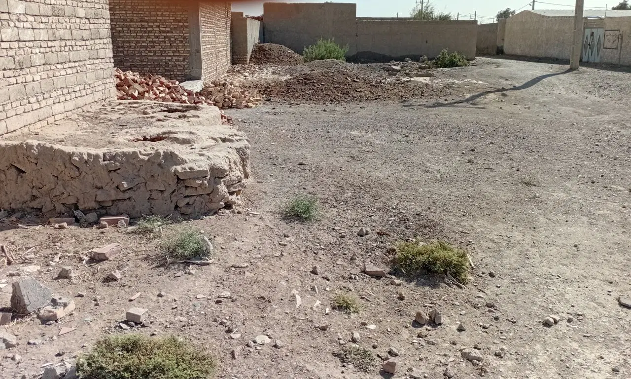 ۳۰۰ متر زمین در روستای کمالی
