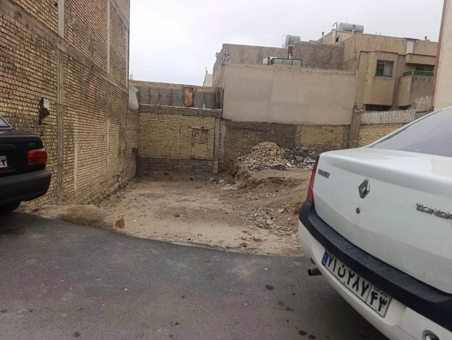 فروش زمین واقع در خ مدرس