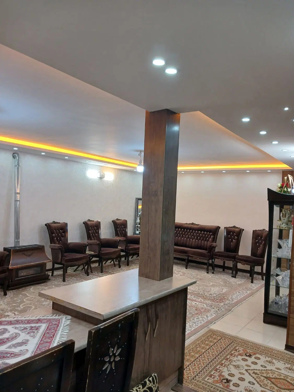 اپارتمان تک واحدی