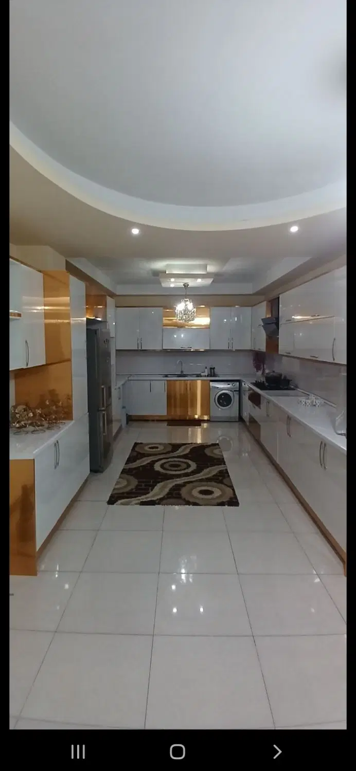 آپارتمان ۱۵۰ متری ،سه خوابه،روبه نما،مریم شرقی