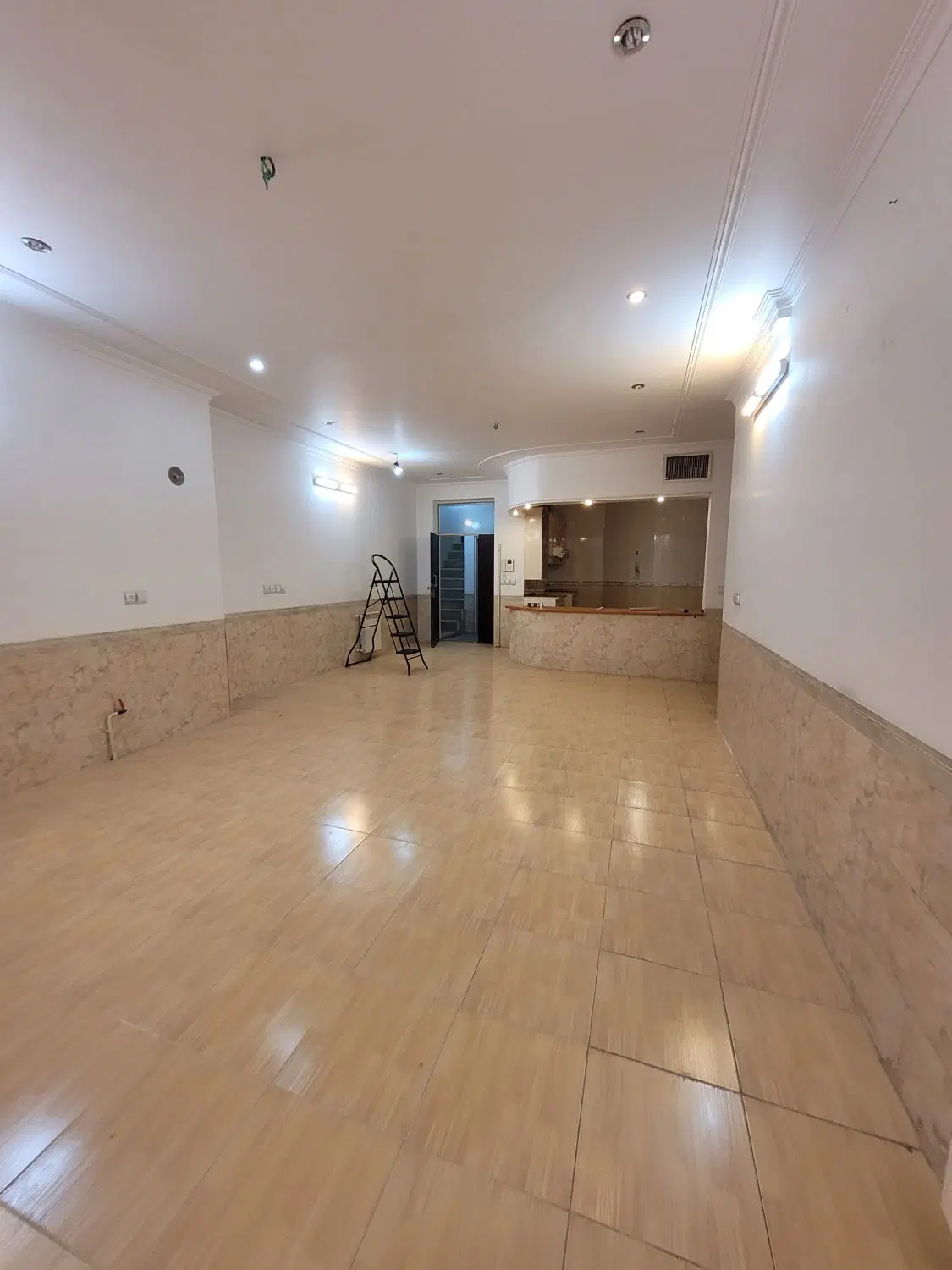 اجاره زیرزمین کوچه بهار ۱۶۰ متری