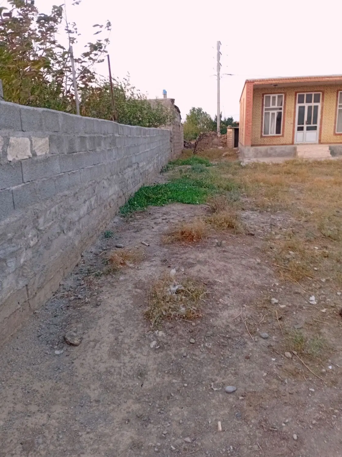 خونه ویلایی۹۱۰متر متن رو کامل بخوانید