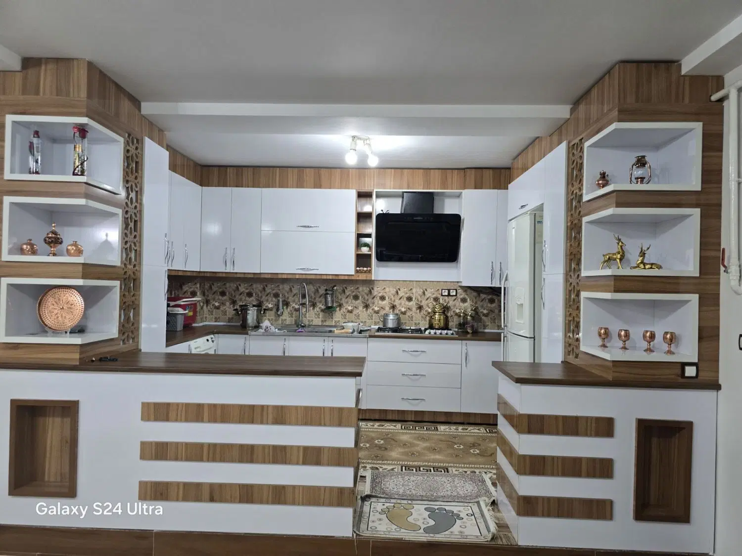 ساختمان دونبش محمدیه ۳