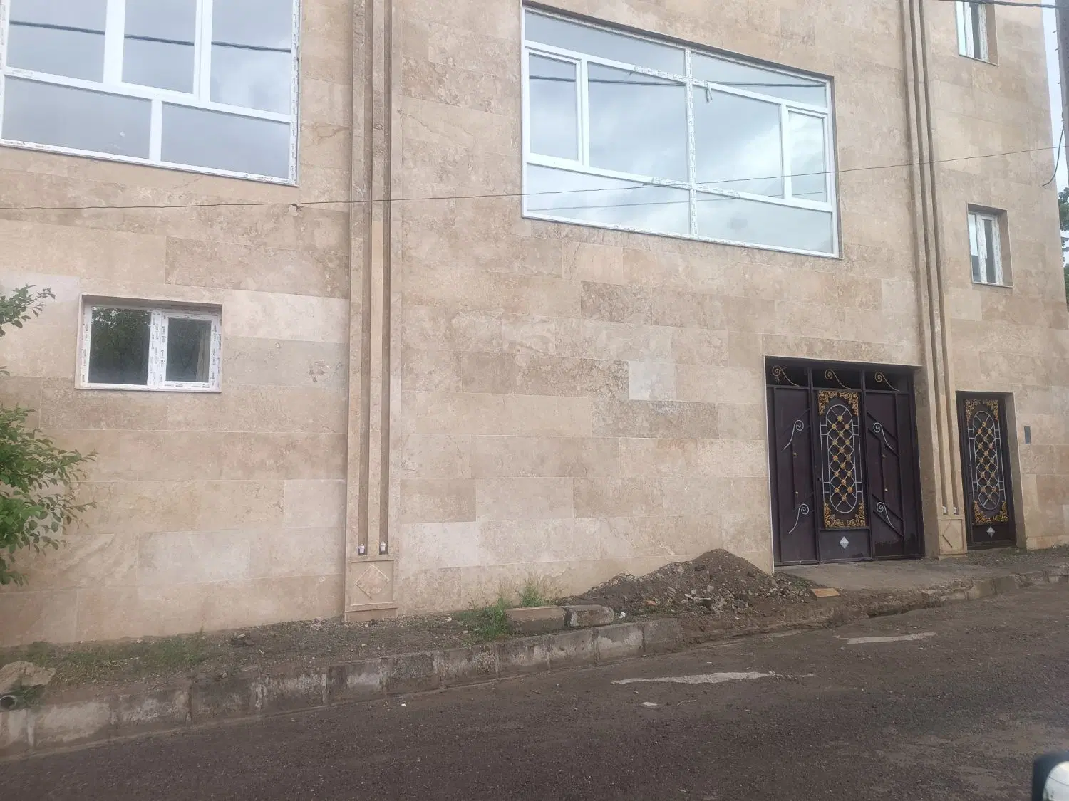 اجاره سالانه واحد در شهر هیر