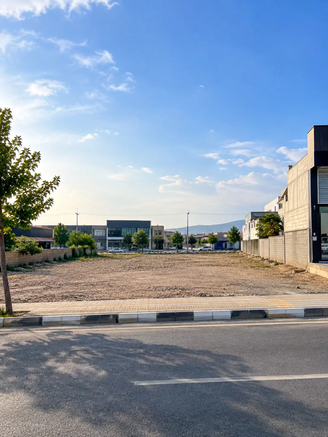 فروش زمین تجاری خ امام