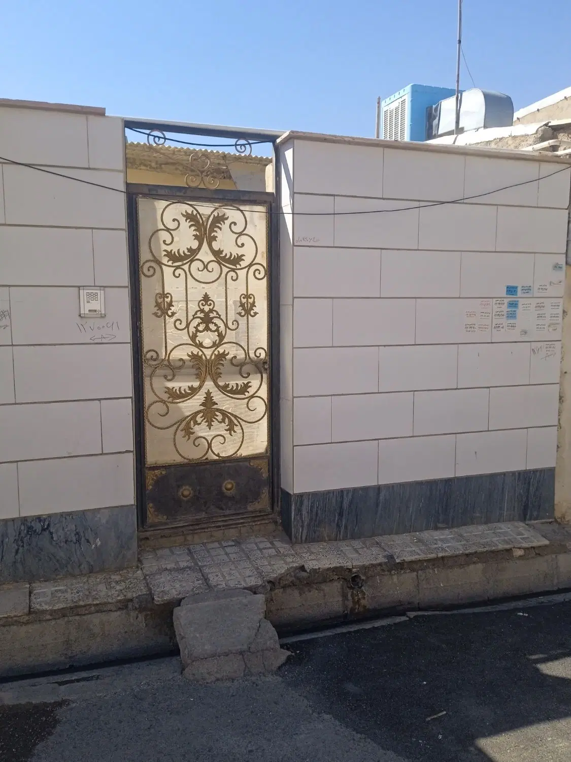 ویلایی نقلی شناط بالا