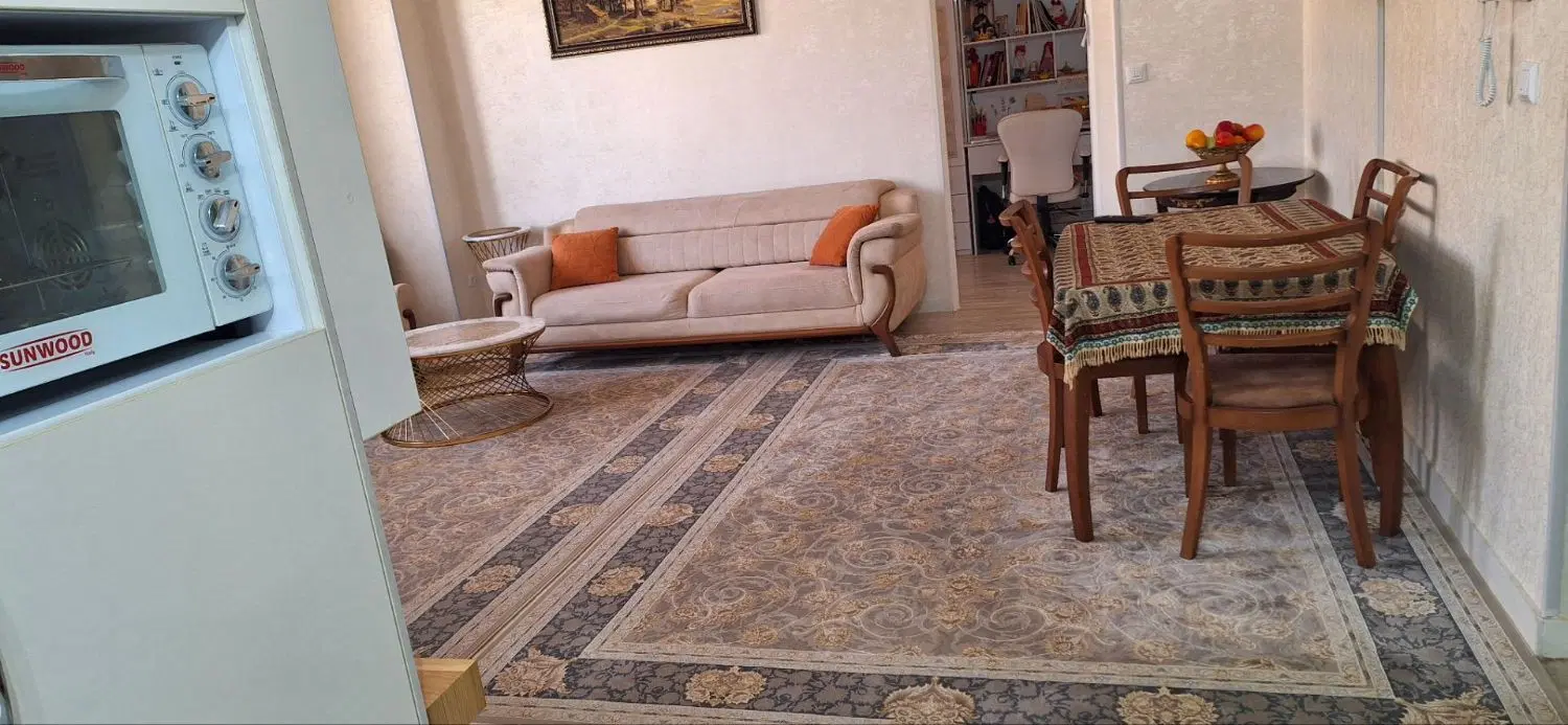 فروش واحد۷۷متری کوی پلیس