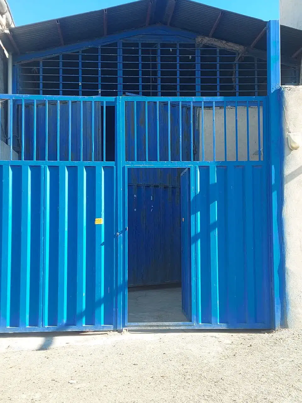 اجاره سالن ۱۴۰ متری