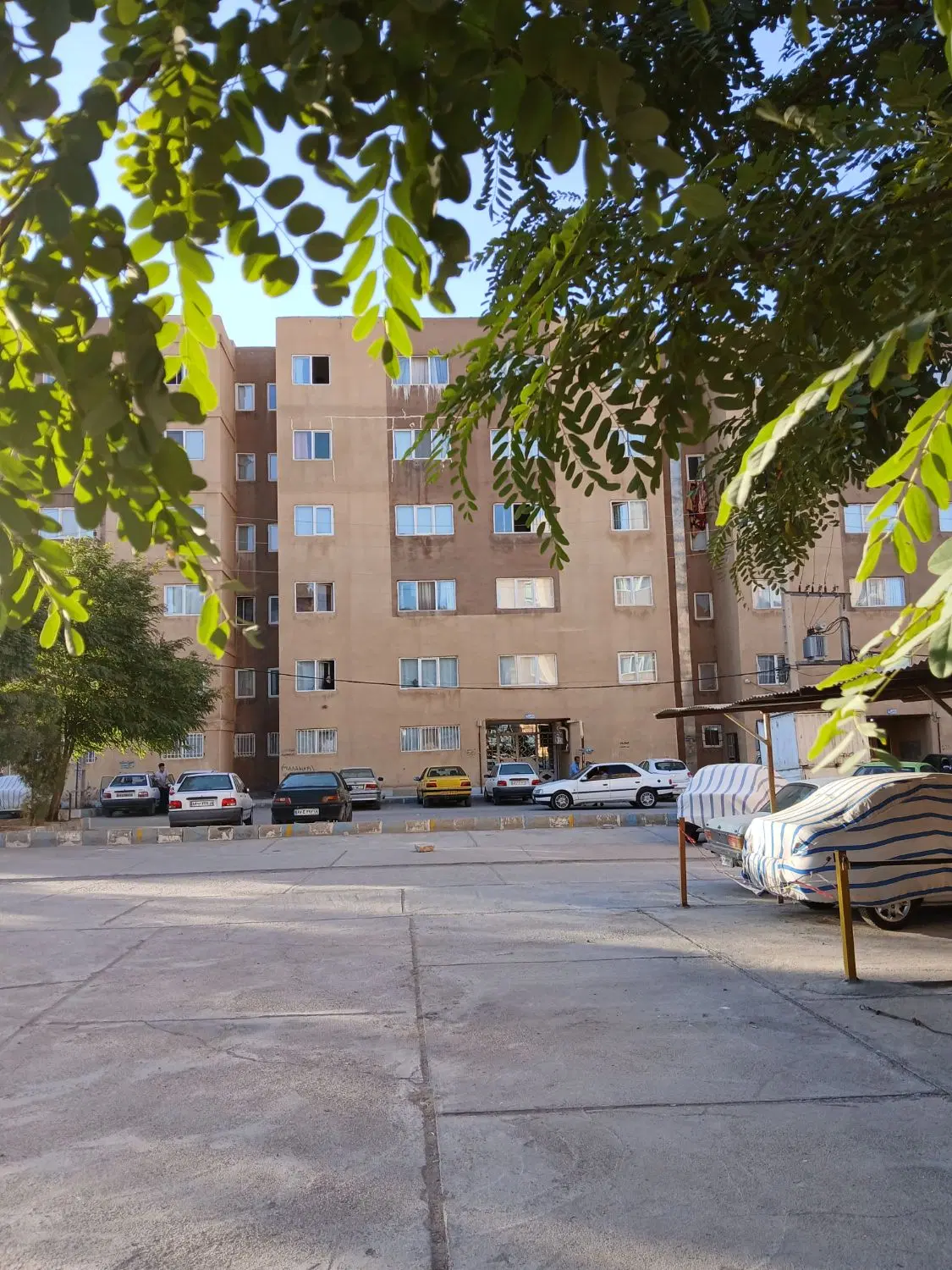 مسکن مهر رازی ۲ کیهانشهر