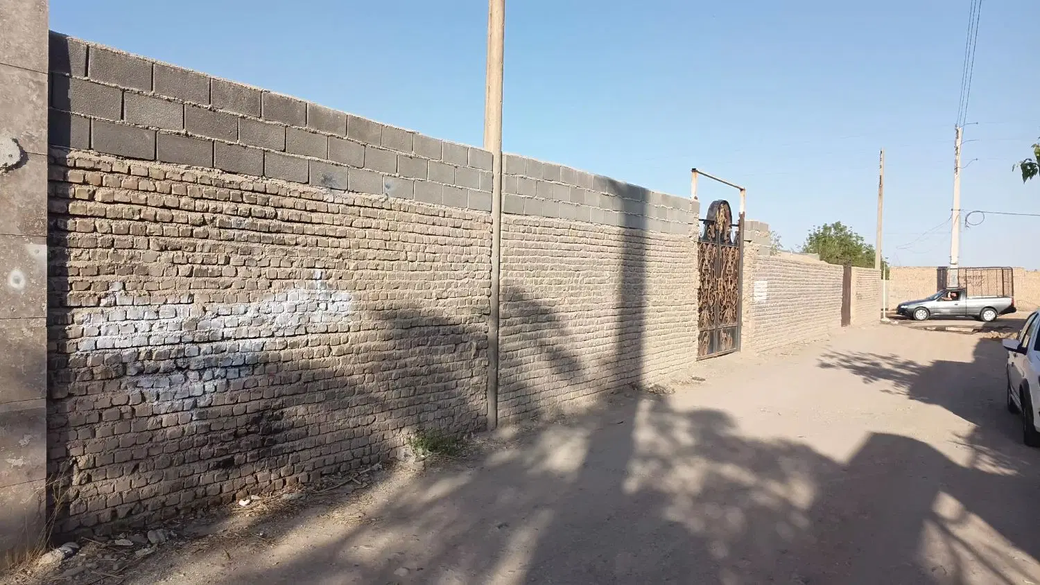 چهاردیواری دونبش باغ و باغچه