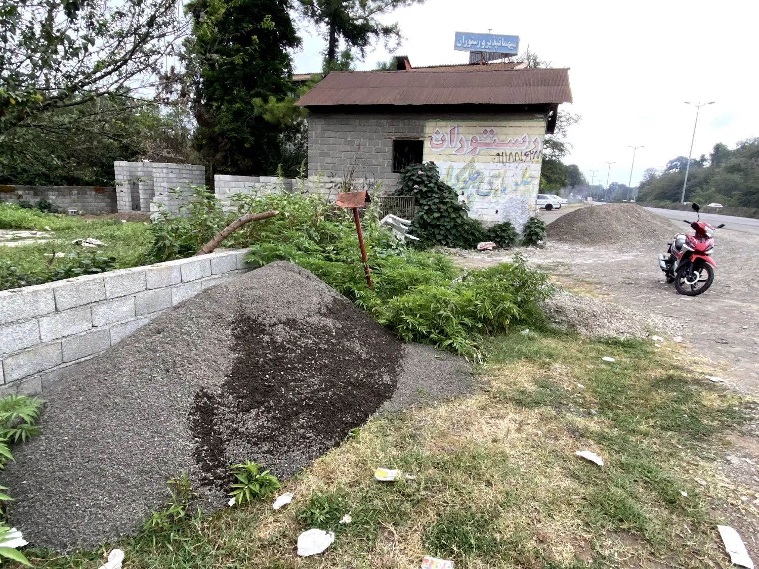 مغازه و زمین برای اجاره یا مشارکت در اتوبان گیسوم