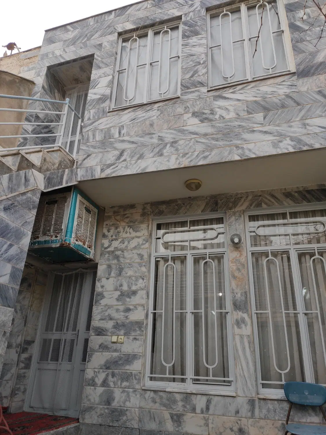 آپارتمان ویلایی بازسازی شده
