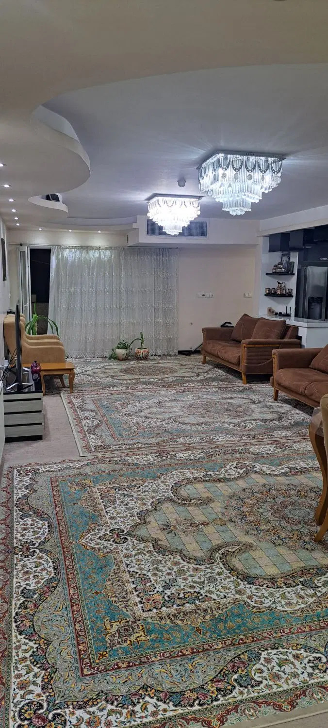آپارتمان ۳ خواب ملکی