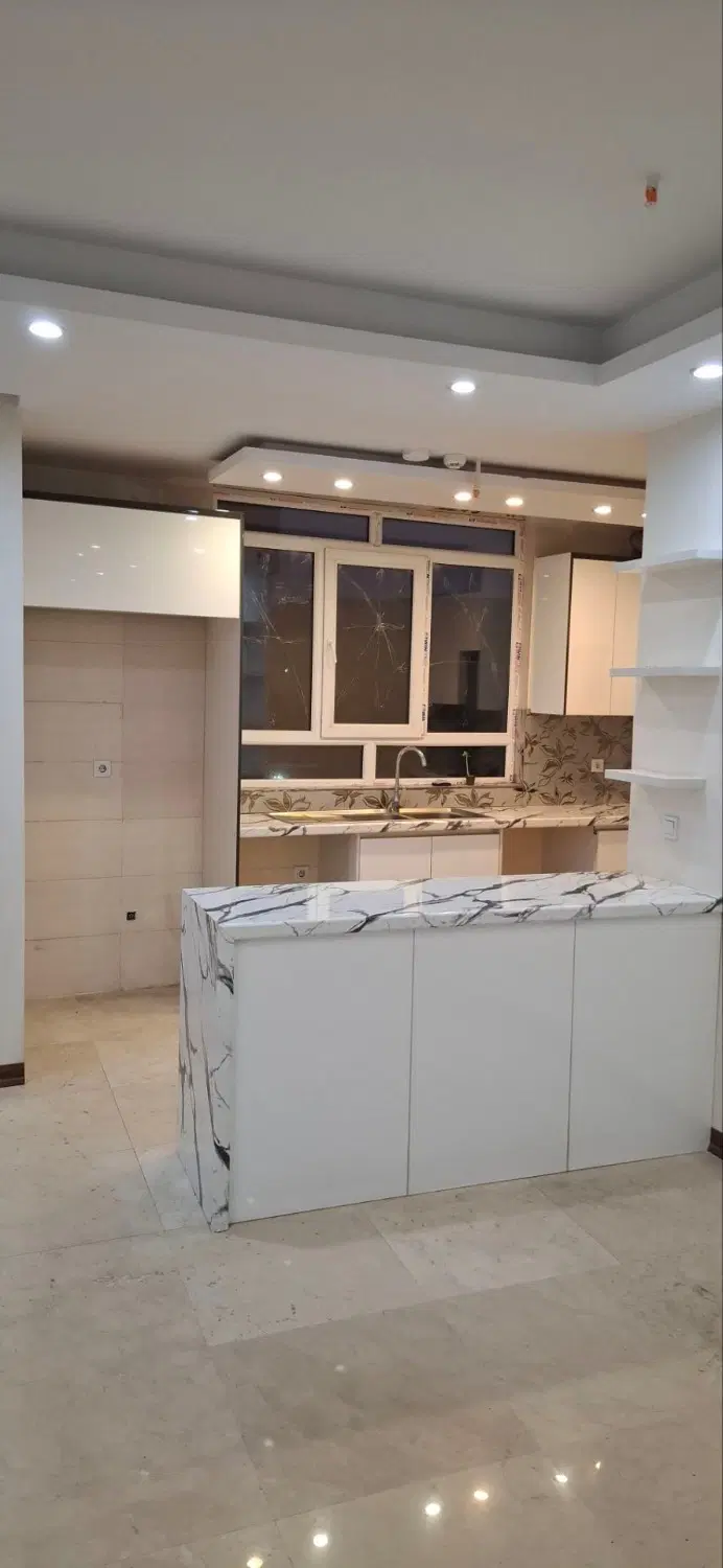 اپارتمان ۱۱۰ متری دو خواب نوساز