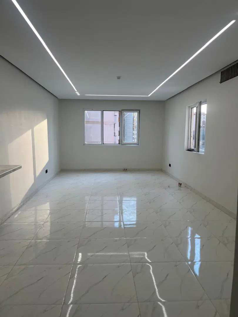 آپارتمان۸۵ متری شیک فاز ۵ شمالی