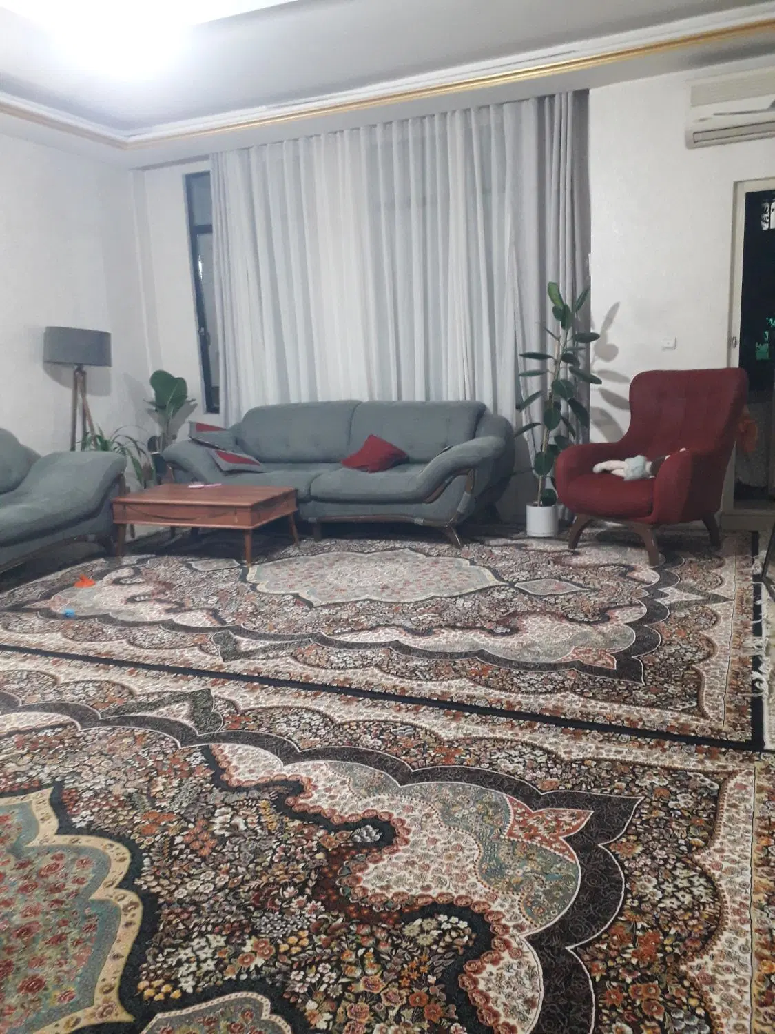 رهن و اجاره آپارتمان طبقه اول ۱۰۰ متری فول_کریمی
