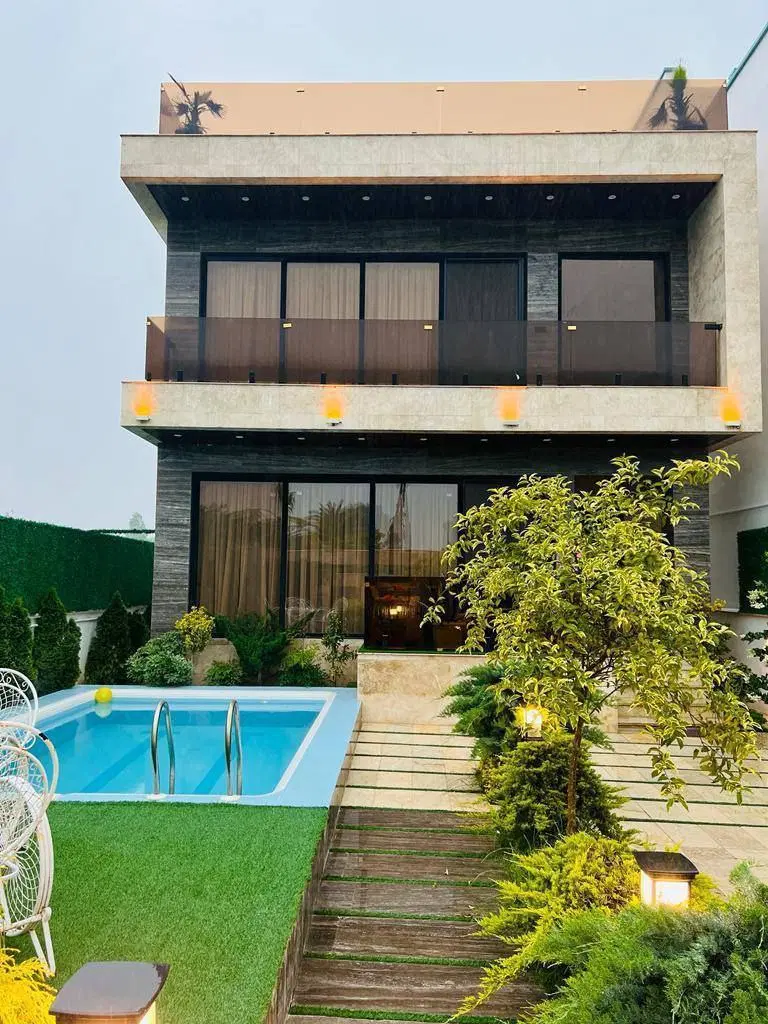 ویلا مدرن فول امکانات_استخرچهارفصل_کاهش قیمت