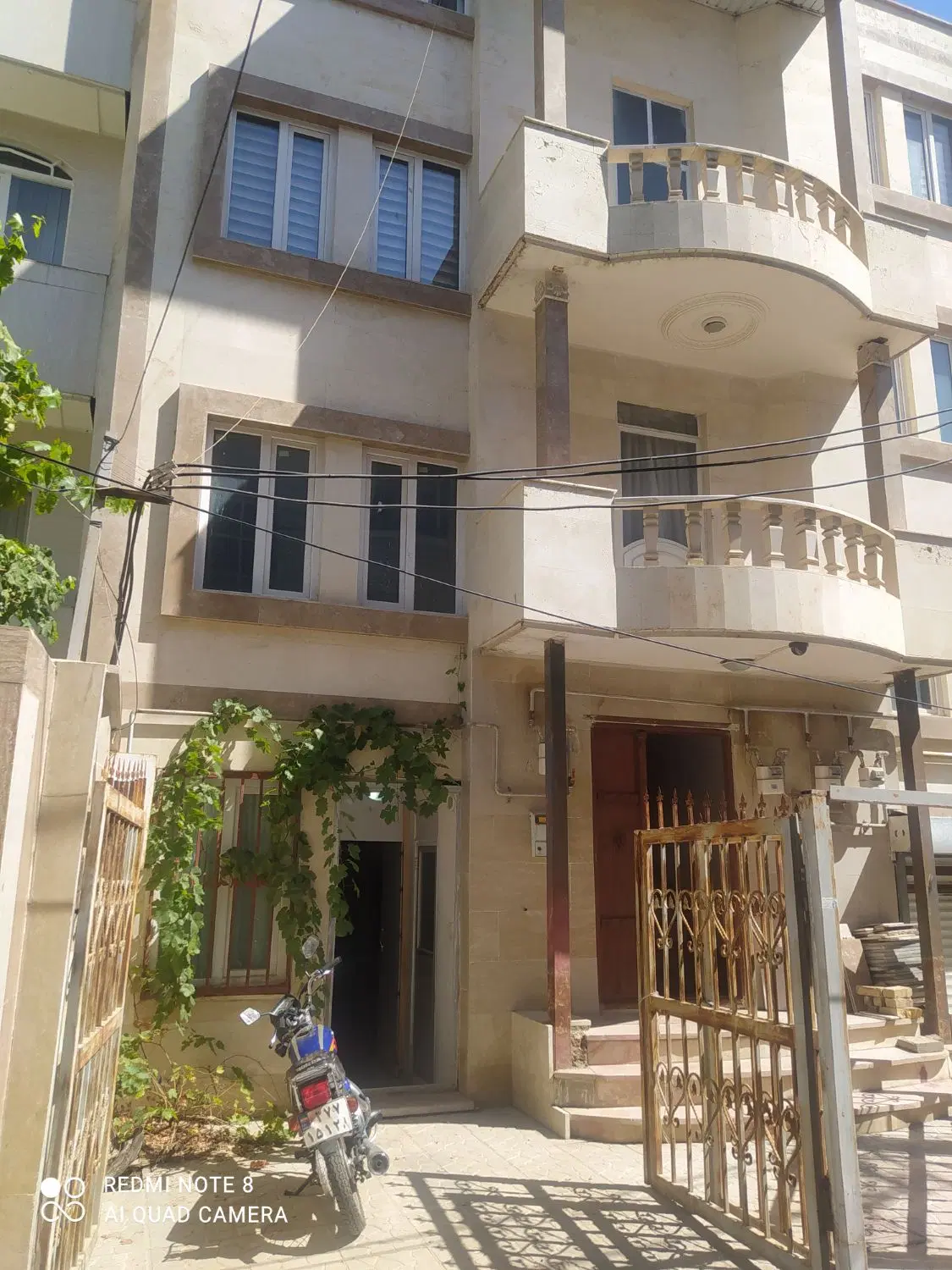 فروش ساختمان چهار طبقه خیابان ارتش،کوچه بن بست