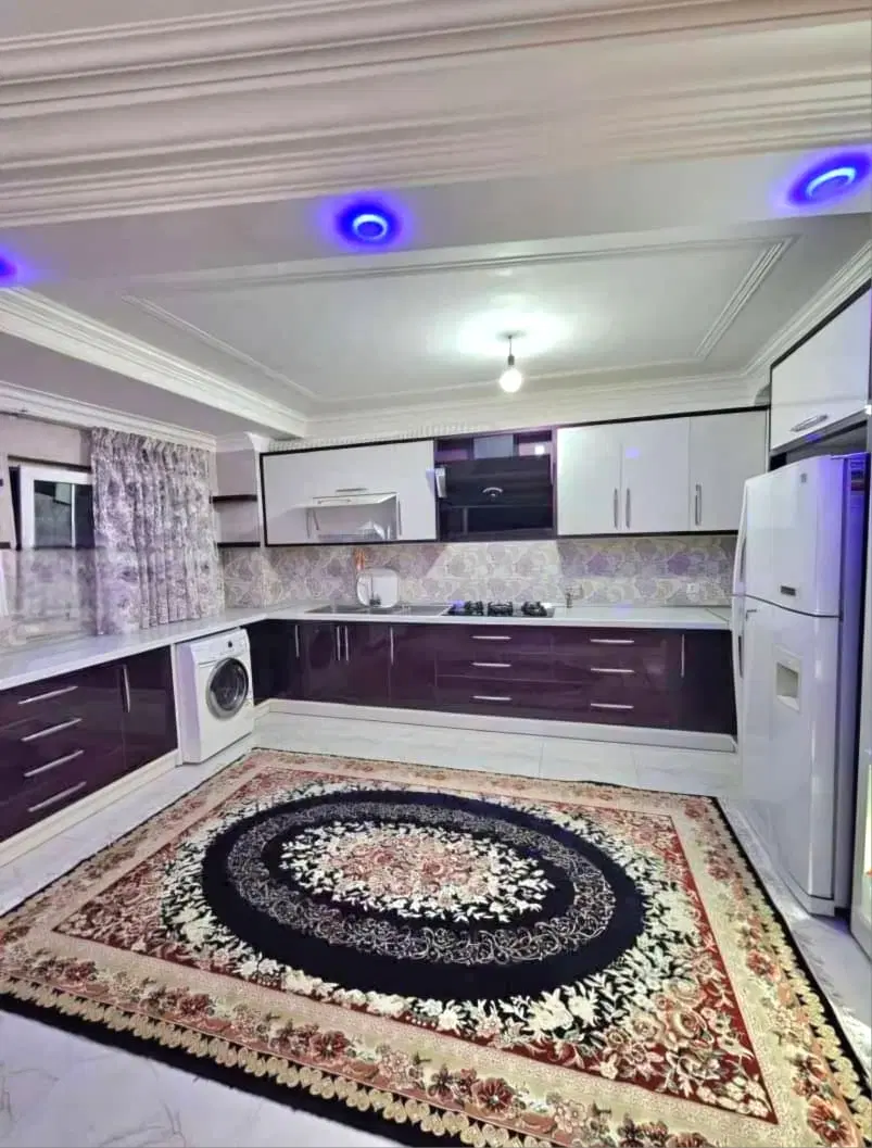اپارتمان۹۰ متری  مبله گلستان رز