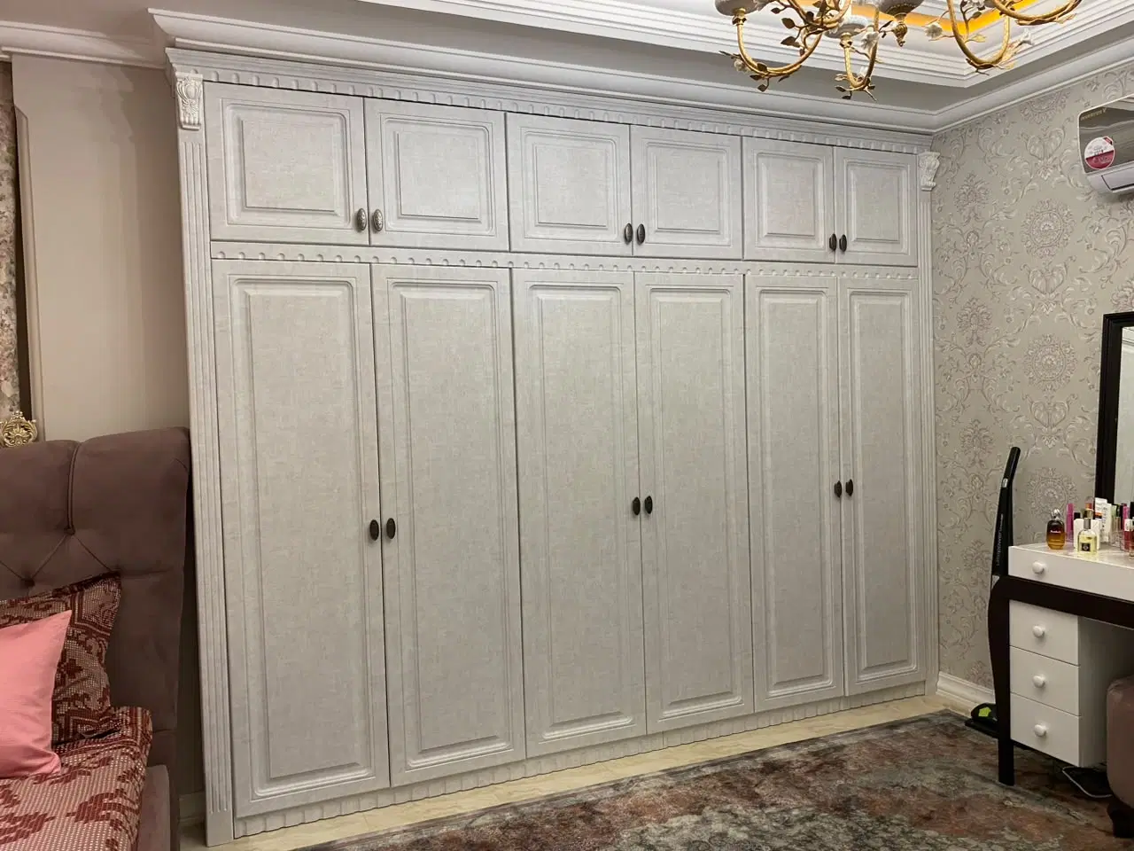 گلسار فلکه گلایل  خ 118 دوخواب 128متری ط 1
