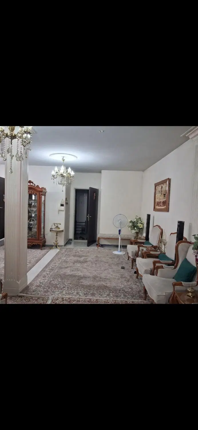۷۷ متر ۲ خواب + آسانسور و انباری