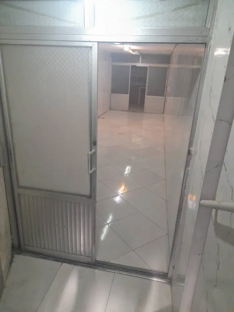 اجاره یک واحد زیرزمین تجاری
